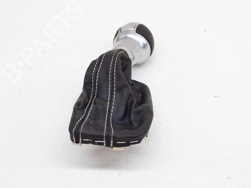 Used Shift knob Shift knob AUDI A1 Sportback (8XA, 8XF) 2.0 TDI (136 hp) 8626176 8626176