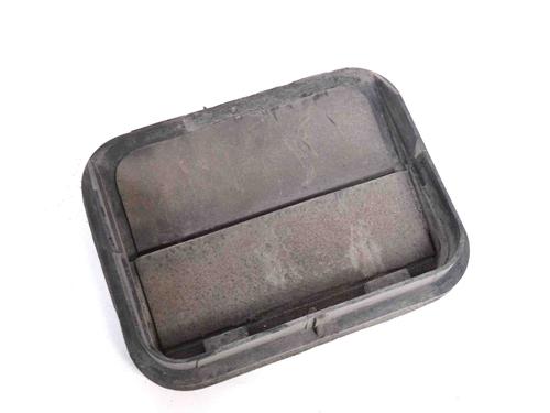 Used Grille TESLA MODEL S (5YJS) 85 (367 hp) 30223478