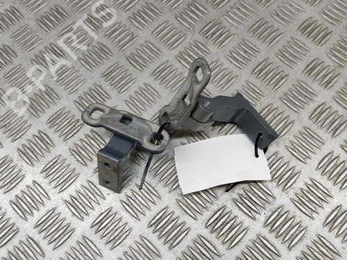 Used Hinge/Door check strap VOLVO XC60 II (246) T6 Plug-In Hybrid AWD (349 hp) 28433040