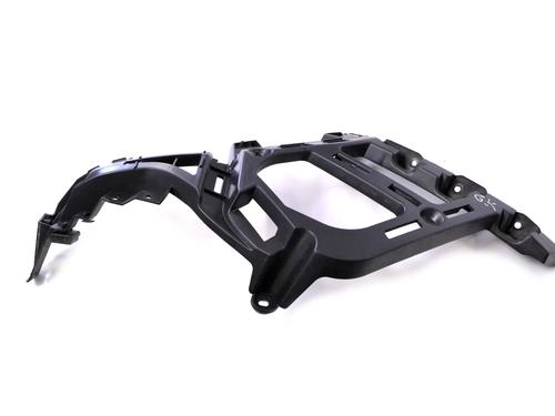 Used Rear bumper bracket Rear bumper bracket PEUGEOT 3008 II SUV (MC_, MR_, MJ_, M4_) 1.5 BlueHDi 130 (131 hp) 30212415 30212415