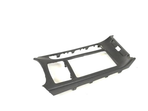 Used Middle console Middle console MAZDA 6 Saloon (GJ, GL) 2.2 D (GJ2FP, GJ1021, GJ1022, GL1021) (175 hp) 33348746 33348746