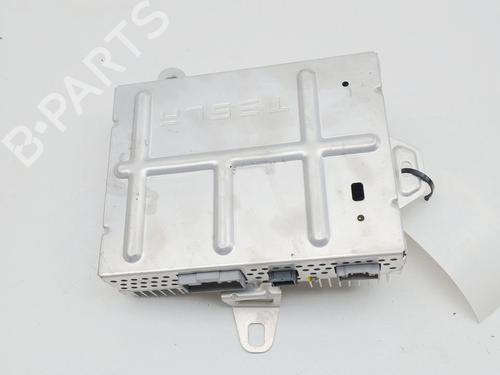 Electronic module TESLA MODEL Y (5YJY) EV Performance All-wheel Drive | BP38782944M83 - Image 5