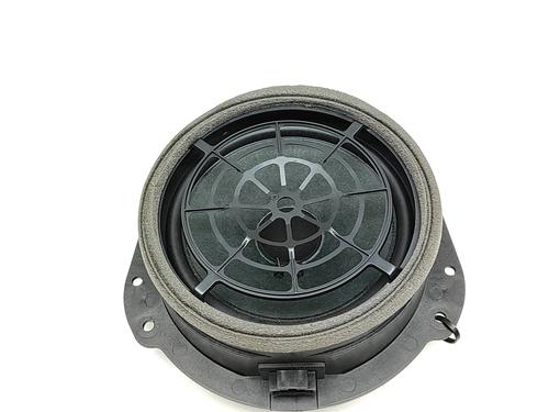 speaker-audi-a4-b9-avant-8w5-8wd-2015-36180921 main image