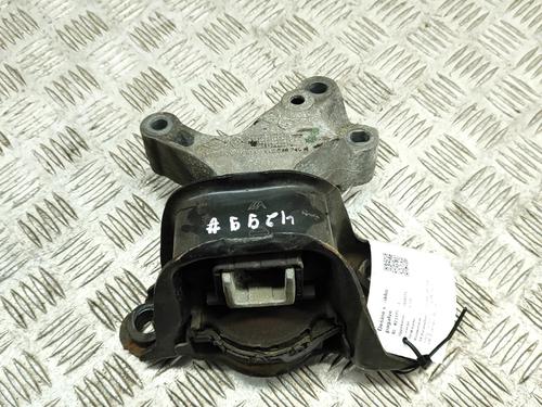 Used Engine mount NISSAN QASHQAI II (J11, J11_) 1.2 DIG-T (115 hp) 16945513