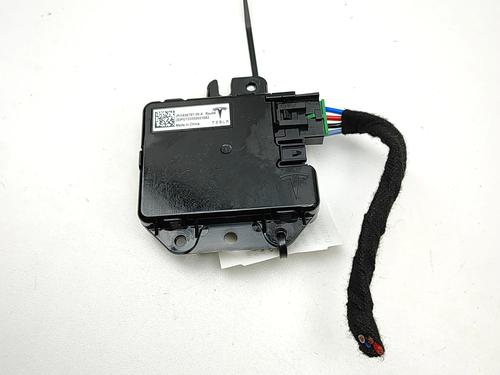 Electronic module TESLA MODEL Y (5YJY) Long Range All-wheel Drive | BP38565381M83 - Image 3