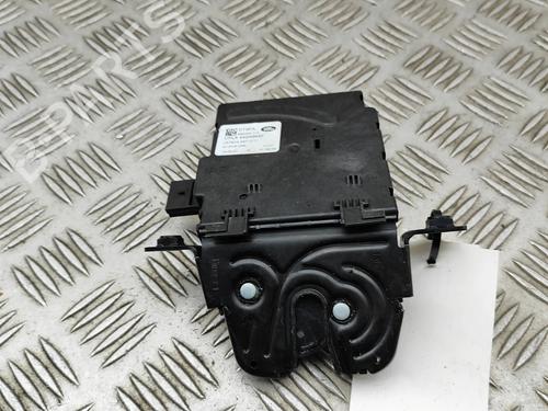 Used Tailgate lock Tailgate lock LAND ROVER DISCOVERY V (L462) D300 MHEV 4x4 (300 hp) 33379288 33379288