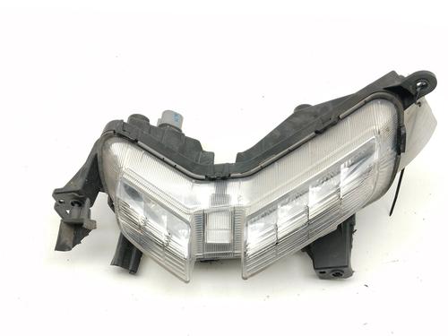 Used Left daytime light Left daytime light 39566161 39566161