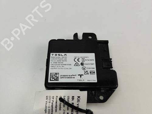 Used Electronic module Electronic module TESLA MODEL Y (5YJY) EV Performance All-wheel Drive (462 hp) 33371091 33371091