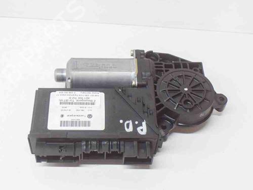Rudehejsemotor forskærm højre VW PHAETON (3D1, 3D2, 3D3, 3D4, 3D6, 3D7, 3D8, 3D9) 4.2 V8 4motion (335 hp) 8835897