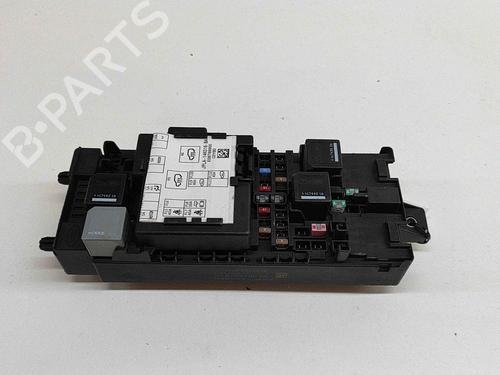 Used Fuse box LAND ROVER RANGE ROVER SPORT II (L494) 3.0 SDV6 4x4 (306 hp) 28551804