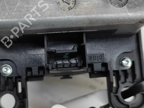 Switch BMW 6 Convertible (F12) 650 i xDrive | BP24820462I30