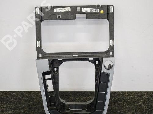 Used Automatic gearbox selector Automatic gearbox selector VW PASSAT B8 Variant (3G5, CB5) 2.0 TDI (150 hp) 6745998 6745998