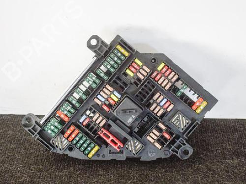 Used Fuse box BMW 5 (F10) 520 d (184 hp) 6761785
