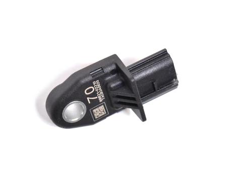 Used Electronic sensor Electronic sensor TOYOTA COROLLA Hatchback (_E21_, _EA1_, _EH1_) 1.8 Hybrid (ZWE211, ZWE219) (122 hp) 33347788 33347788