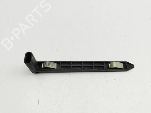 Used Right headlight support Right headlight support VOLVO XC60 I SUV (156) D4 (190 hp) 33433627 33433627