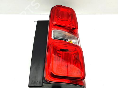 Used Right taillight Right taillight OPEL VIVARO C Bus (K0) 2.0 (144 hp) 33386115 33386115