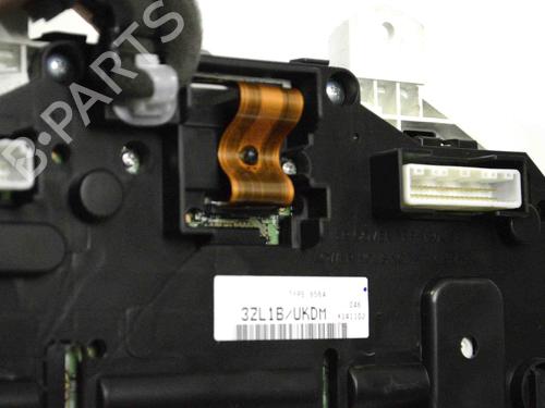 Instrument cluster NISSAN PULSAR Hatchback (C13) 1.2 DIG-T | BP30227898C47