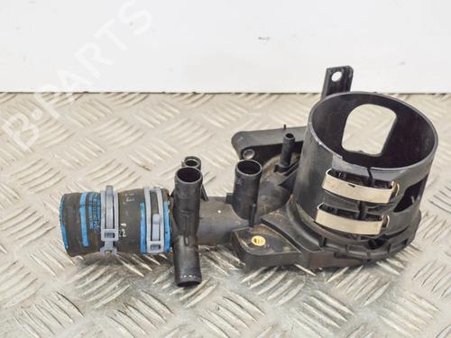 Used Support MERCEDES-BENZ C-CLASS (W205) C 220 BlueTEC / d (205.003) (163 hp) 14666132