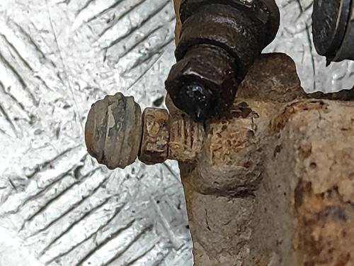 Right front brake caliper LAND ROVER RANGE ROVER EVOQUE (L538) 2.2 D 4x4 | BP29753058M104