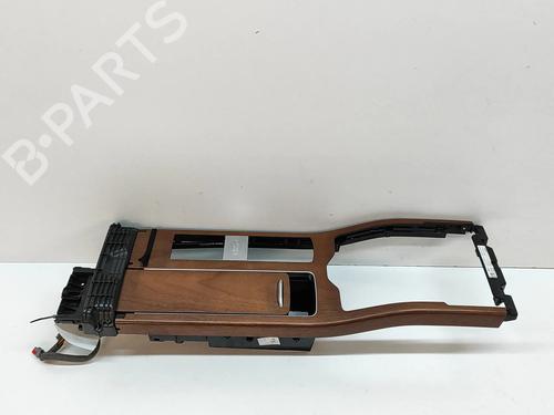 Used Middle console Middle console LAND ROVER RANGE ROVER IV (L405) 4.4 SDV8 4x4 (340 hp) 24582690 24582690