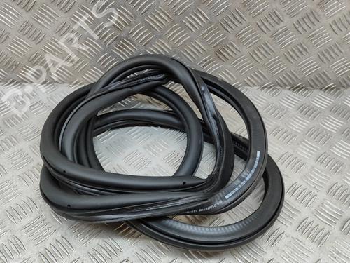 Gummiliste VW GOLF VIII (CD1, DA1) 1.5 TSI (150 hp) 27765301