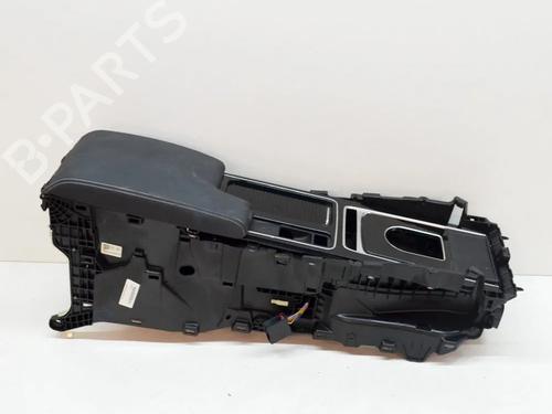 Used Middle console Middle console JAGUAR F-PACE (X761) 2.0 TD4 AWD (180 hp) 14633625 14633625