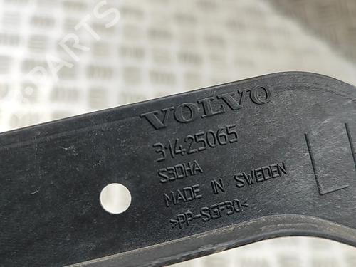 Rear bumper bracket VOLVO V90 II Estate (235) B6 Mild-Hybrid AWD | BP31217130C159 