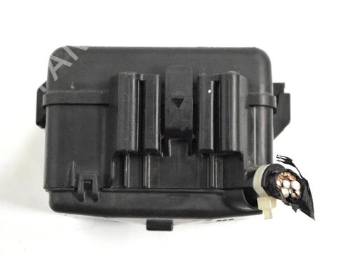 Fuse box LAND ROVER RANGE ROVER IV (L405) 4.4 SDV8 4x4 | BP30214762E1