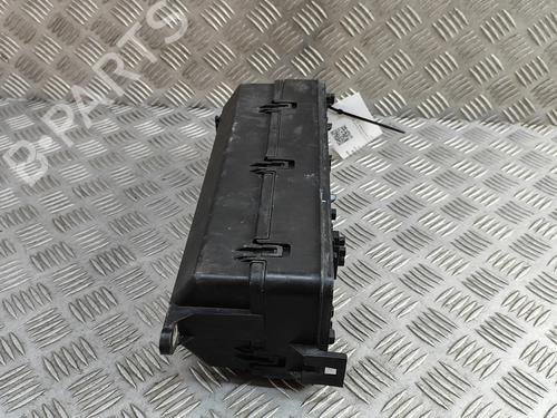 Fuse box LAND ROVER RANGE ROVER IV (L405) 3.0 TDV6 4x4 | BP29007795E1