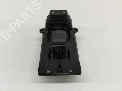 Used Right front window switch HONDA CIVIC X Hatchback (FC_, FK_) 2.0 Type-R (FK8) (320 hp) 21486126