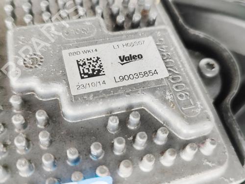 Right headlight JEEP GRAND CHEROKEE IV (WK, WK2) 3.0 CRD V6 4x4 | BP29829985C29