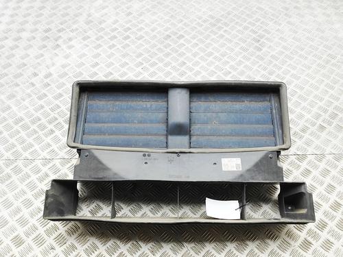 Used Grille MASERATI LEVANTE SUV (M161) 3.0 D Q4 (275 hp) 31859065