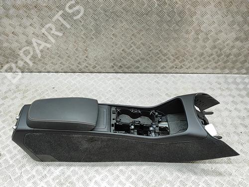 Used Middle console Middle console VOLVO XC40 (536) Recharge AWD (408 hp) 36415269 36415269