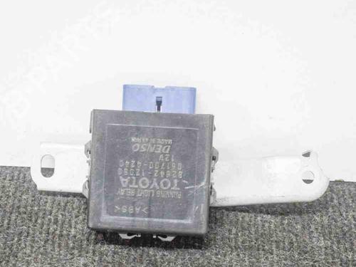 Used Electronic module TOYOTA HILUX VII Pickup (_N1_, _N2_, _N3_) 3.0 D-4D 4WD (KUN26) (171 hp) 6766064