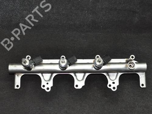 Used Injection rail Injection rail AUDI A4 B7 (8EC) 2.0 TFSI (220 hp) 6724040 6724040