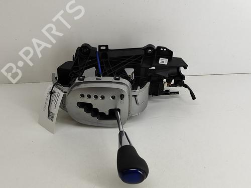 Gear lever TOYOTA YARIS (_P13_) 1.5 Hybrid (NHP130_, NHP130) | BP19283897M90 