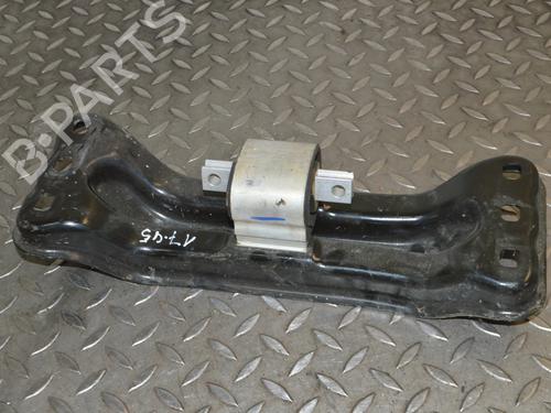 Used Support MASERATI LEVANTE SUV (M161) 3.0 Q4 (350 hp) 30267257