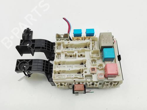 Used Fuse box Fuse box TOYOTA URBAN CRUISER (_P1_) 1.33 (NSP110_, NSP110R) (99 hp) 30620978 30620978