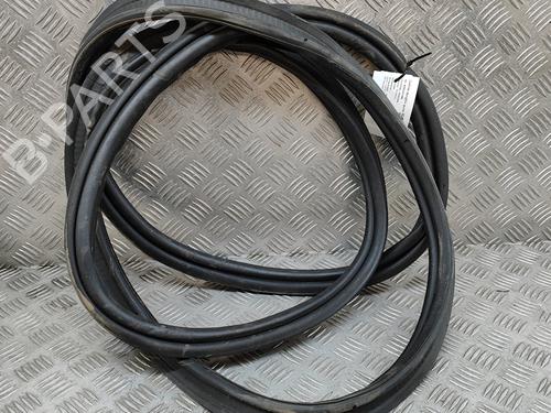 Used Rubber door seal MERCEDES-BENZ GLE (W166) 350 d 4-matic (166.024) (258 hp) 25910282