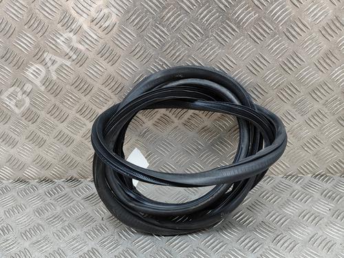 Used Rubber door seal HONDA CIVIC X Hatchback (FC_, FK_) 2.0 Type-R (FK8) (320 hp) 20981605