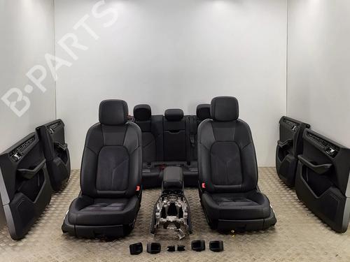 Used Seats set Seats set PORSCHE MACAN (95B) 3.0 S (340 hp) 27863845 27863845