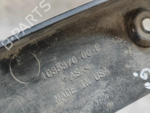 Tailgate trim TESLA MODEL X (5YJX) P100D AWD | BP26281175C151 