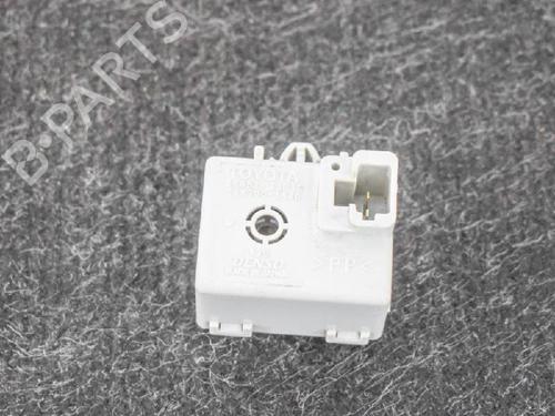 Used Electronic module TOYOTA PRIUS Liftback (_W2_) 1.5 Hybrid (NHW20_, NHW20R) (112 hp) 6757234
