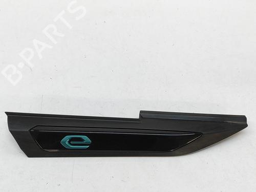 Used Front right wheel arch trim PEUGEOT 2008 II (UD_, US_, UY_, UJ_, UR_, UC_) e-2008 (UKZKXZ) (136 hp) 29042460