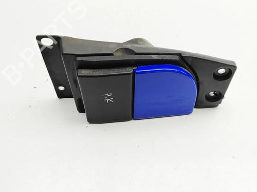 Used Fuel flap Fuel flap IVECO DAILY VI Platform/Chassis 35S18, 35C18, 40C18, 45C18, 50C18, 60C18, 65C18, 70C18 (179 hp) 33396042 33396042