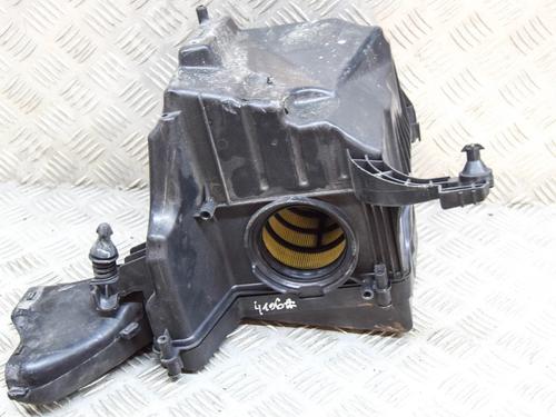 Used Air filter box VOLVO V40 Hatchback (525) D2 (114 hp) 15481382