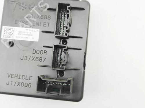Electronic module TESLA MODEL 3 (5YJ3) EV | BP38515790M83  - Image 5
