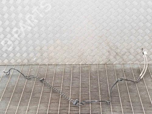 Used Pipe TESLA MODEL S (5YJS) 75 (388 hp) 8834387