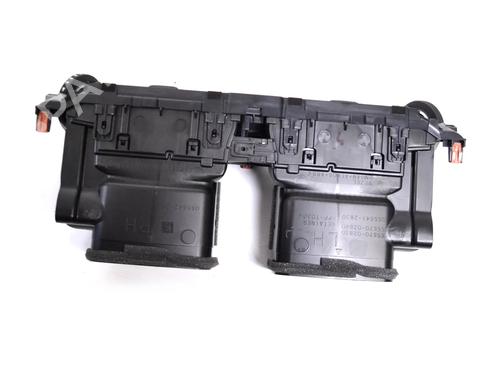 Air vent TOYOTA COROLLA Hatchback (_E21_, _EA1_, _EH1_) 1.8 Hybrid (ZWE211, ZWE219) | BP30222864I21 