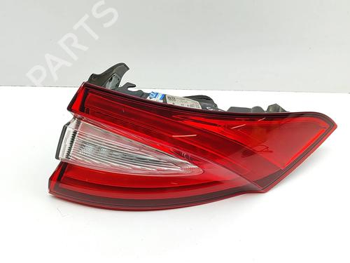 Høyre baklys MASERATI LEVANTE SUV (M161) 3.0 D Q4 (250 hp) 27205658